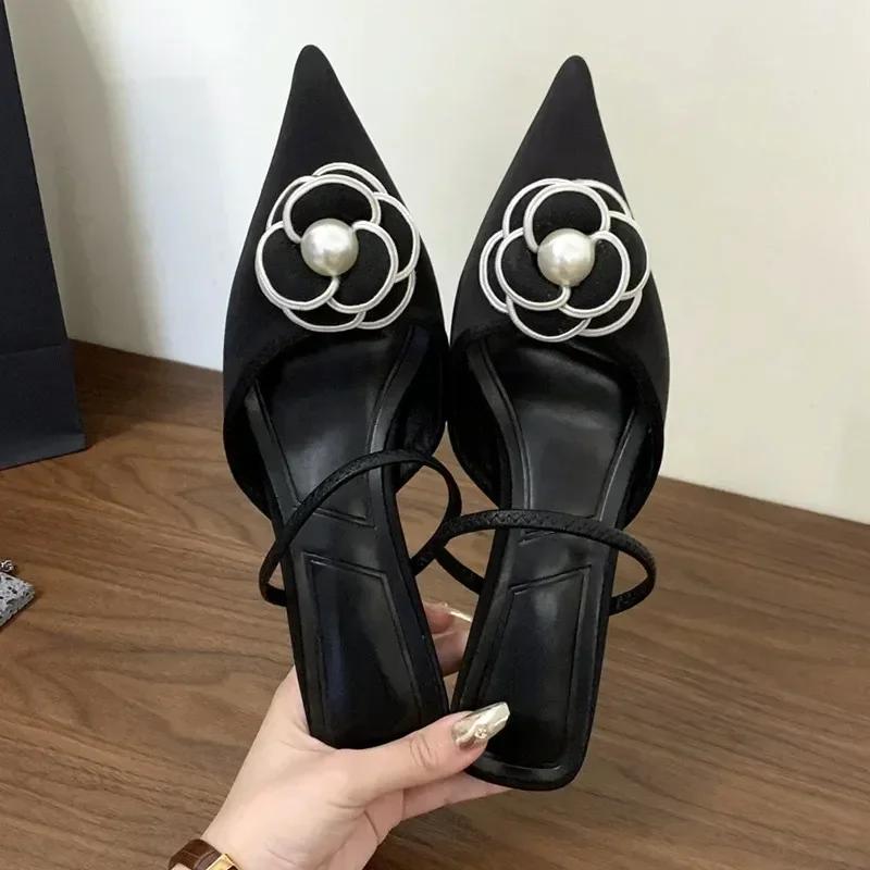 Módní Květinové Lodičky s Špičatou Špičkou Dámské Luxusní Designérské Sandály Dámské Letní Elegantní Módní Lodičky Žena Květinové Nazouváky Dámské
