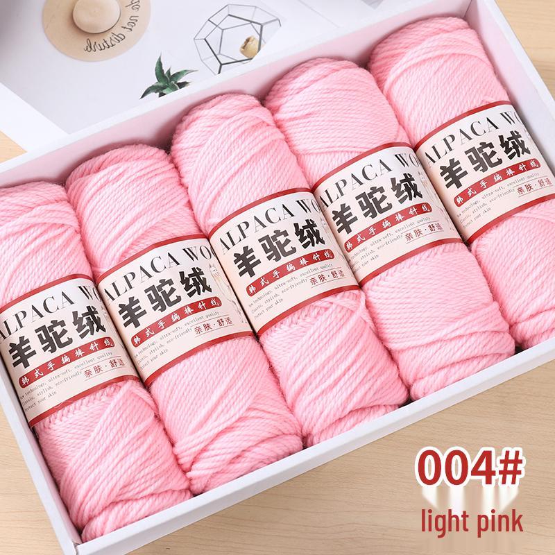 Mitteldickes Alpakawollgarn für DIY-Strickarbeiten - Perfekt für Pullover, Mäntel, Schals, Häkel- und Strickprojekte mit Nadeln.