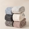 Kniehohe Socken aus Korallenfleece, Verdickte Winter-Langbein-Kniepolster aus Fleece, Locker sitzende Socken für ältere Menschen, Herren-Hausschlafsocken für den Boden