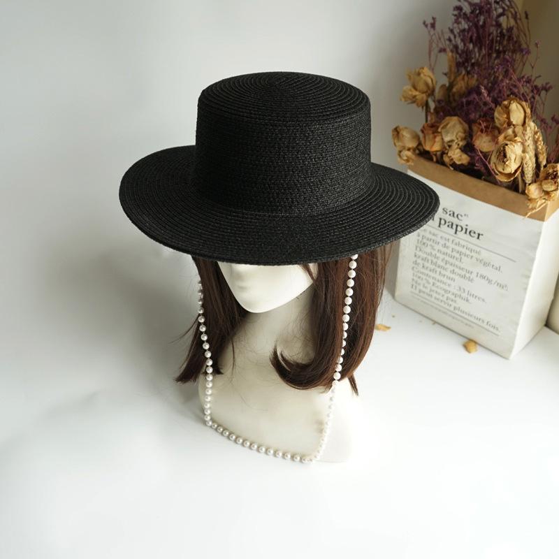 Street Shot Black Pearl Chain Flat Top Top Top Hat Women'S Summer French Retro European And American Wide Brim Sunscreen Straw Hat Foreign Trade Ins