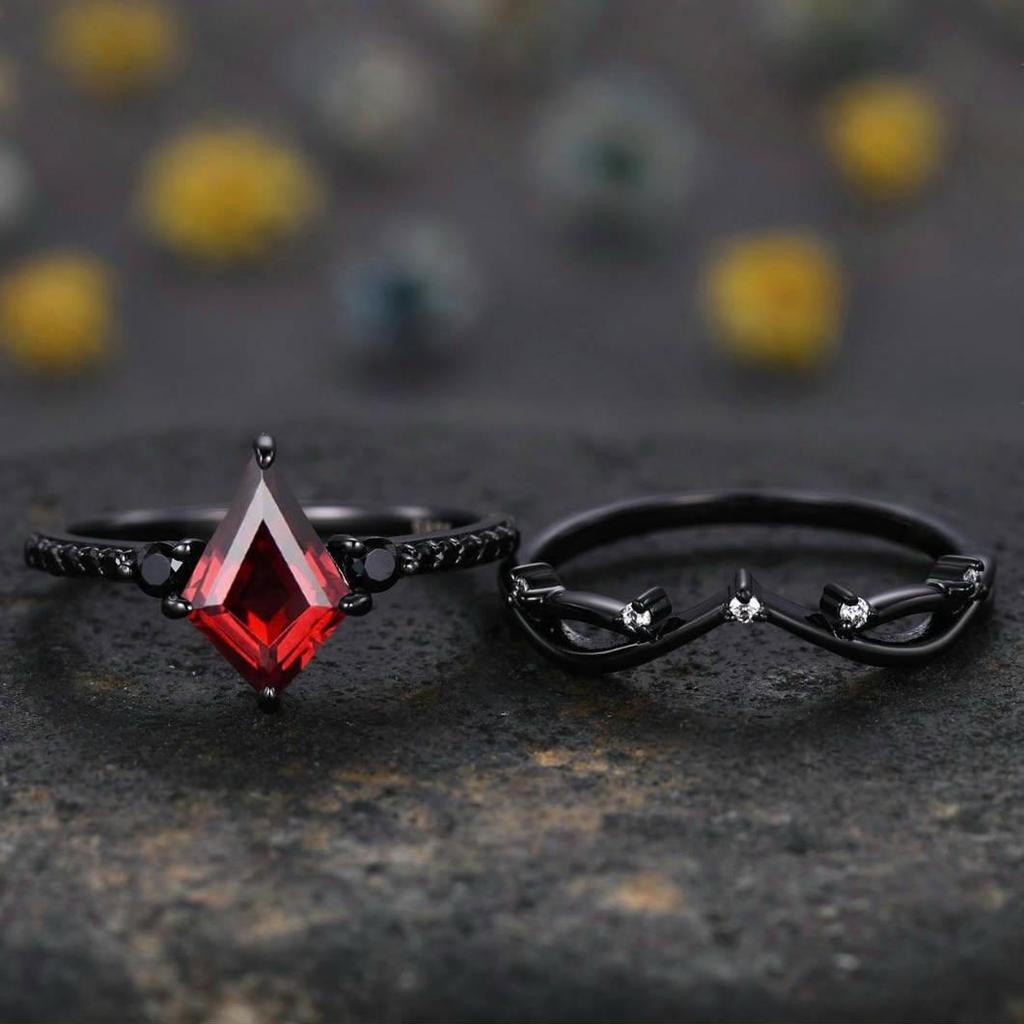 Red Crystal Gemstone Square Diamond Black Couple Rings - Retro Style Electroplated Jewelry