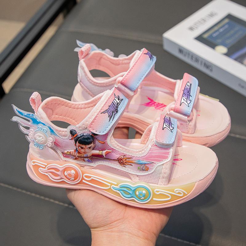 Girls sandals 2025 summer new cartoon casual children's beach shoes soft-soled sports sandals medium and older children's shoes