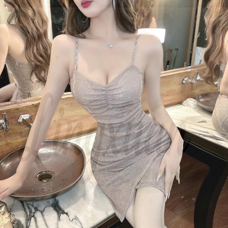 Elegant Sparkly V-Neck Chain Strap Bodycon Mini Dress with Ruched Irregular Skirt Small хаки