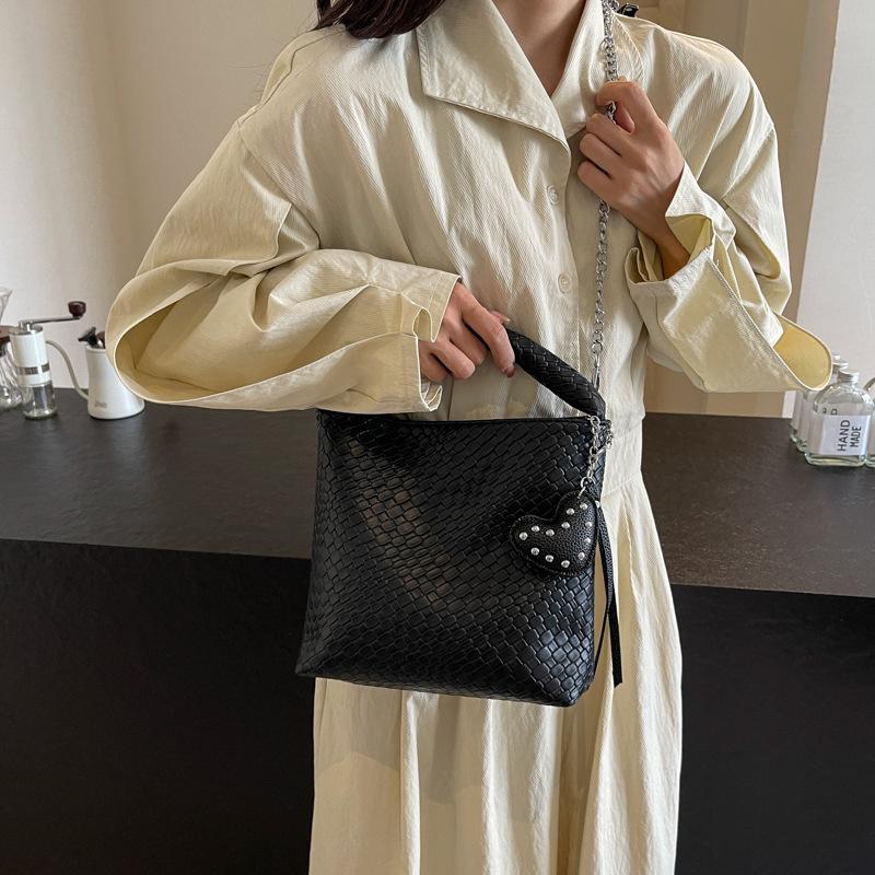 New woven women's bag portable women's bag fashionable simple texture shoulder crossbody small square bag chain bag tide