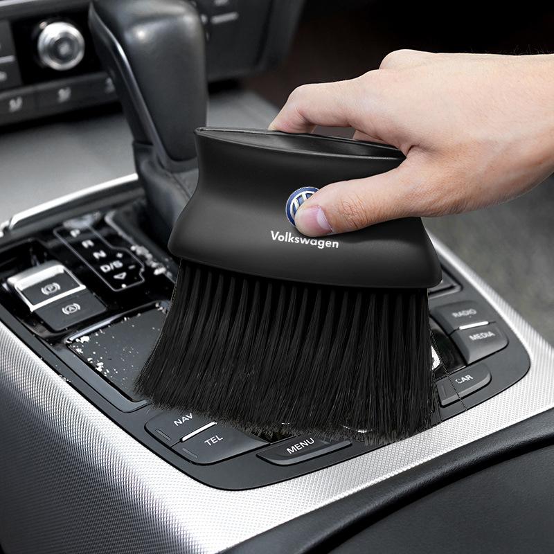 Car Interior Cleaning Soft Brush Dashboard Air Conditioner Outlet Detail Brush For Volkswagen Santana GTI Rline Polo Golf Passat B5 B6 Touran Magotan