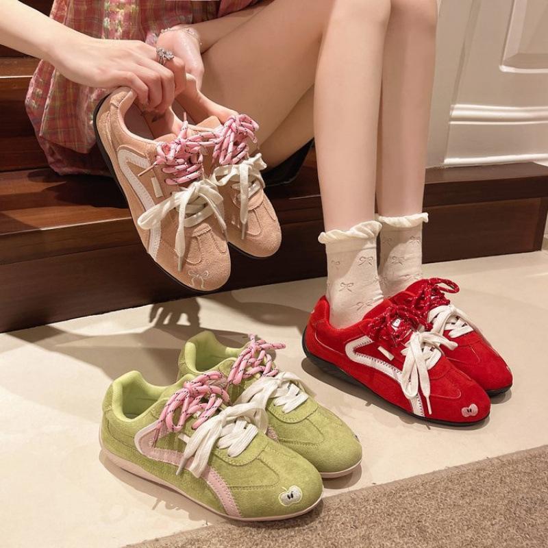 Jumei Red German Training Shoes Women's Spring 2025 New Versatile Round Head Casual Sports Shoes Lace-up Forrest Gump Shoes