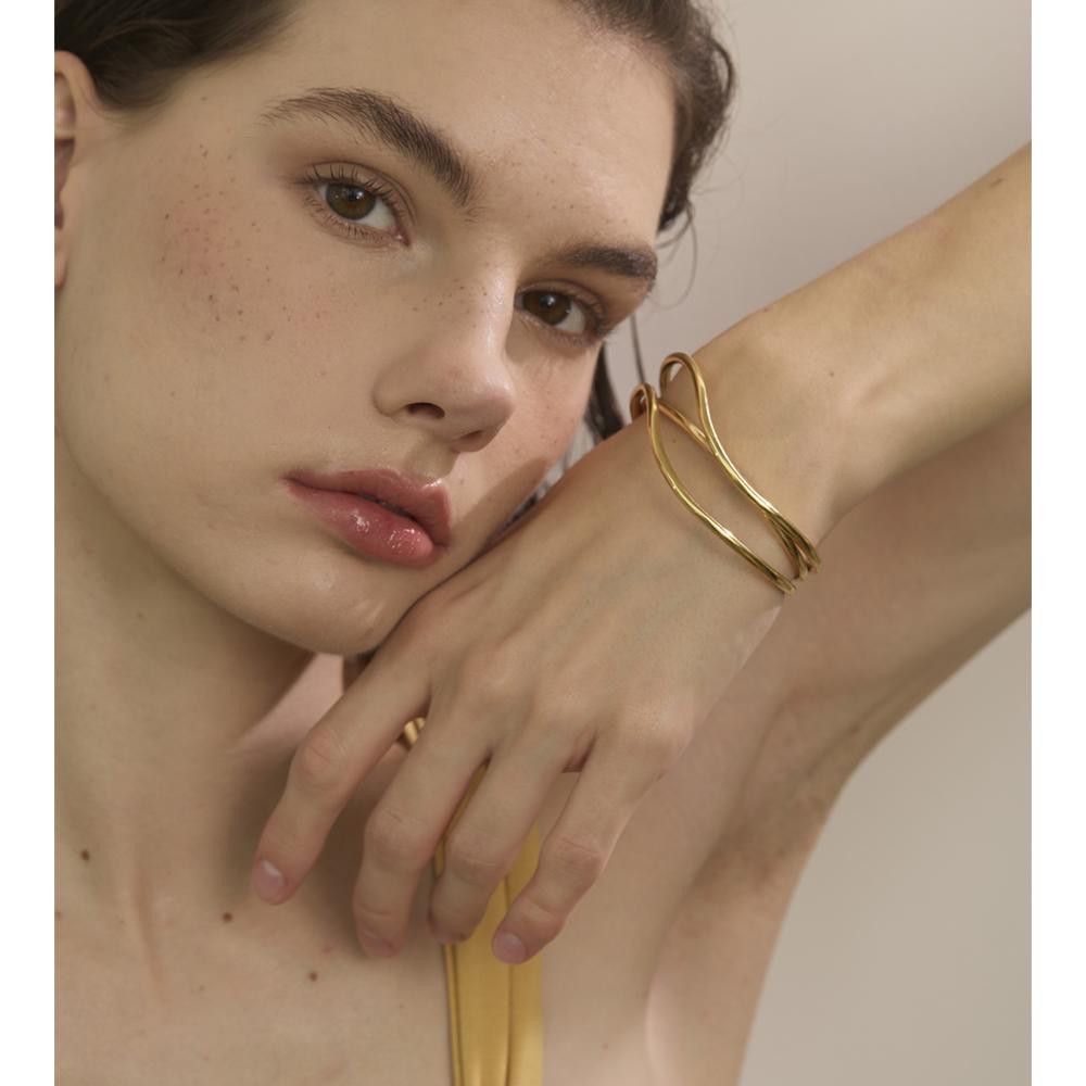 Yhpup 60mm Edelstahl Mehrschichtig Offener Armreif für Damen Trendiger Personalisierter Schmuck Anlaufbeständig