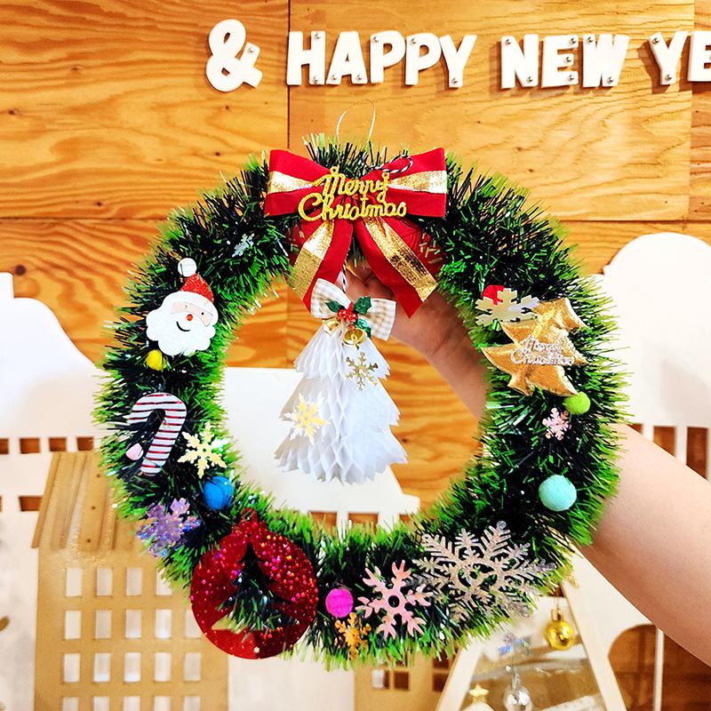 

DIY Small Christmas Wreath Door Hanging Kit - Tree Decorations, Gifts, Ornaments, Scene Arrangement None