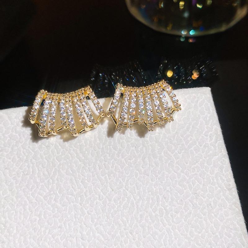 K real gold electroplated silver needle zircon C-shaped stud earrings fashion minimalist style light luxury high-end earrings versatile earrings women