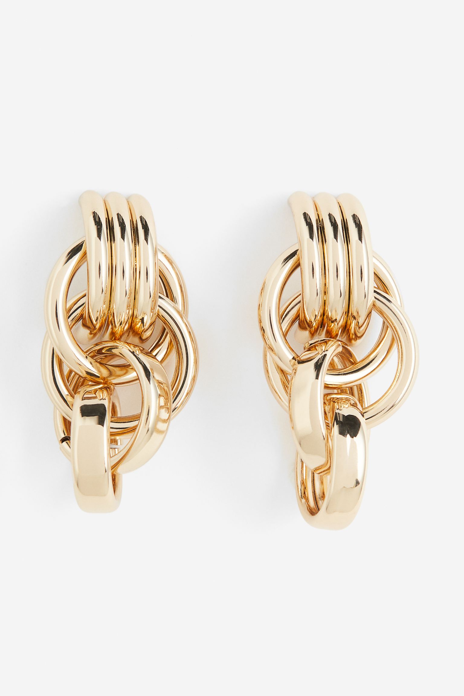 

Pendant earrings