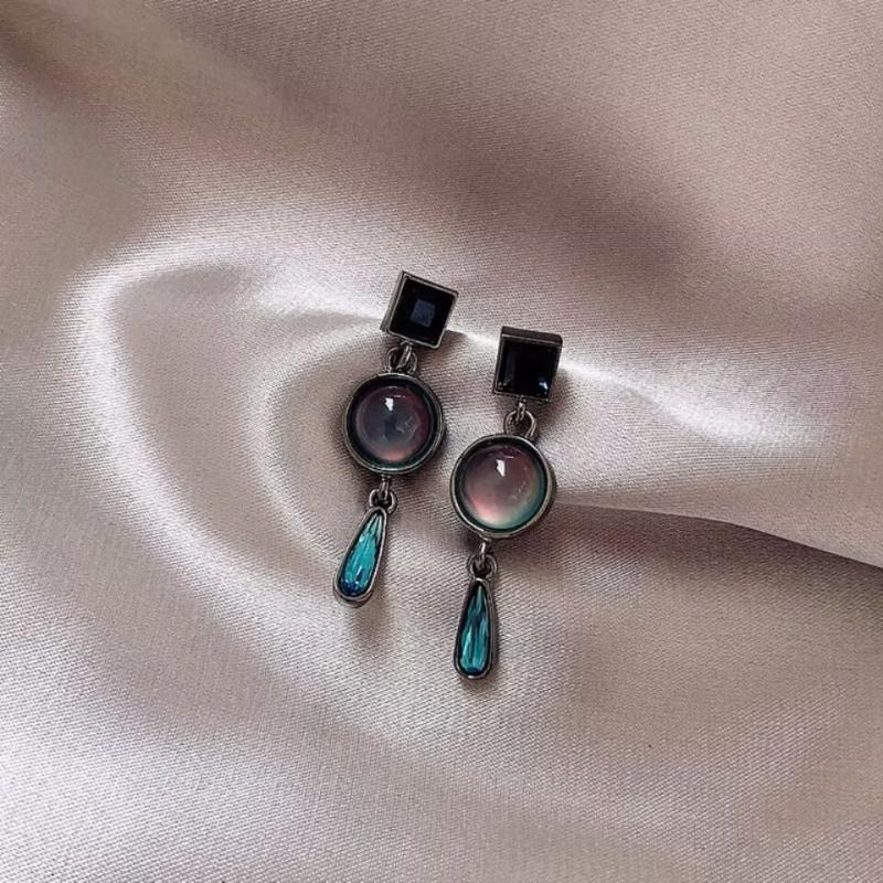 

S925 Silver Needle Morandi Color Series New Trendy Cool Style High Grade Earrings Long Retro Blue Women Earrings Jewelry