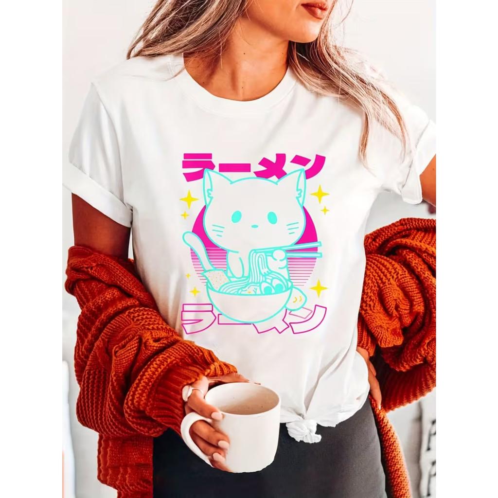 Anime Ramen Cat Graphic T-Shirt - Cute Cartoon Cat Eating Ramen with Stars & Japanese Text Print