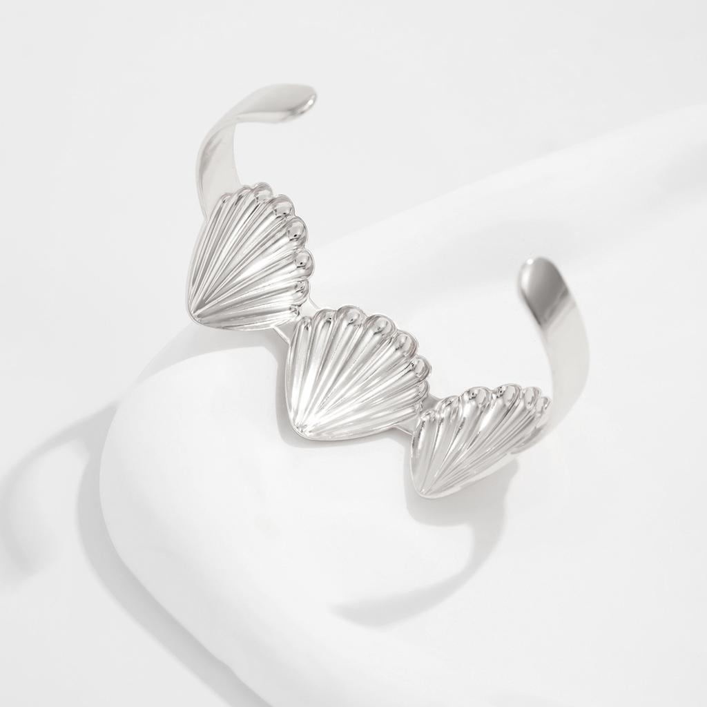 Starfish Flower Open Cuff Bangles for Women Hand Decoration Jewelry Gift Ocean Style Adjustable Metal Spring Bangles Party Accessories