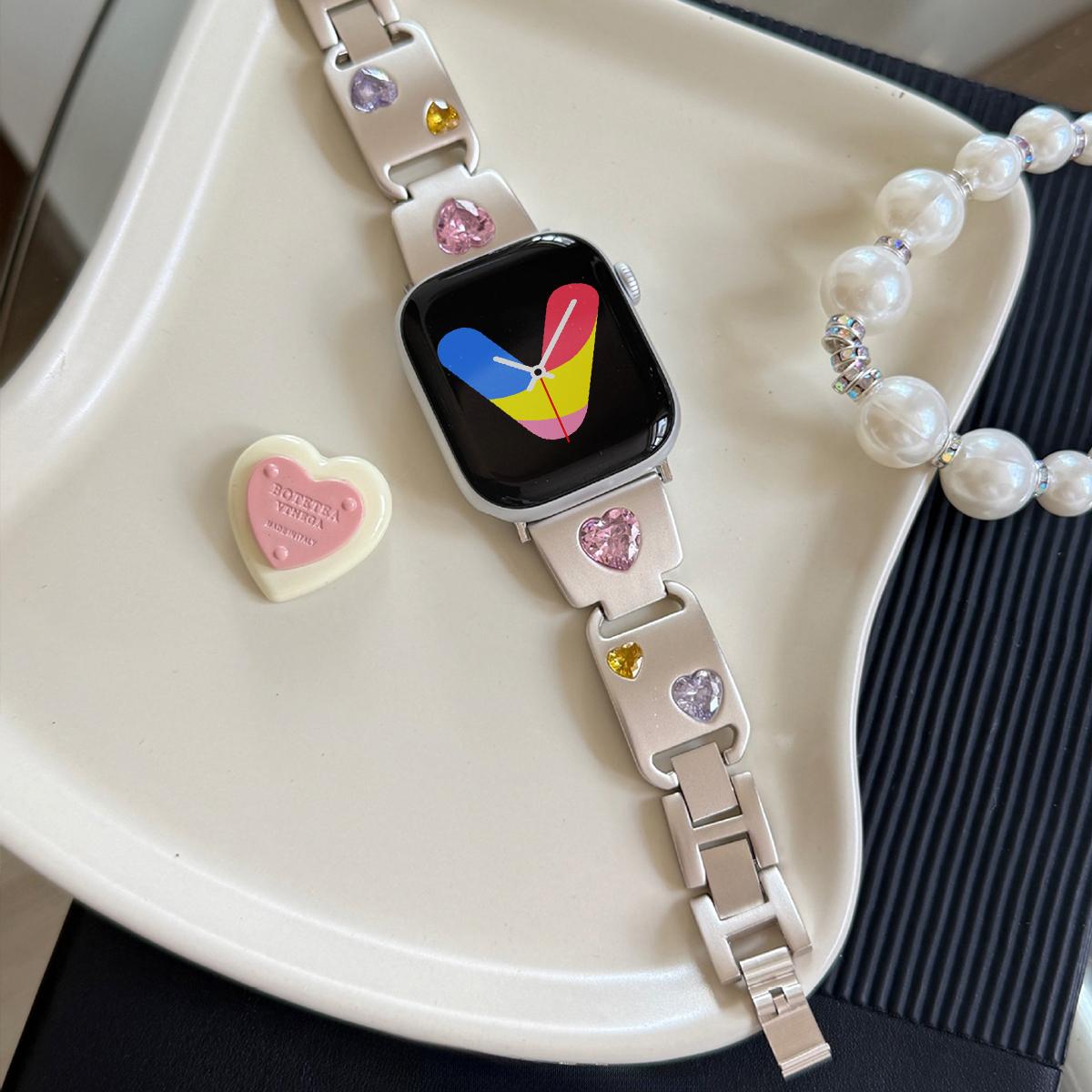 

Ремешок с бриллиантами в форме сердца для Apple Watch S11 10 9 8 7 6 5 Ultra 3 SE3 Металлический браслет для ремешка Iwatch 38 40 41 42 44 45 46 49 мм 38-40-41MM