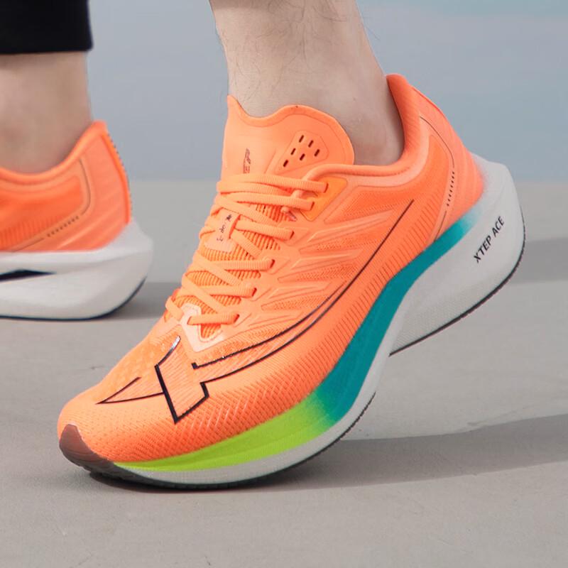 

XTEP Men s All-Season Running Shoes 877419110070 US 9.5
