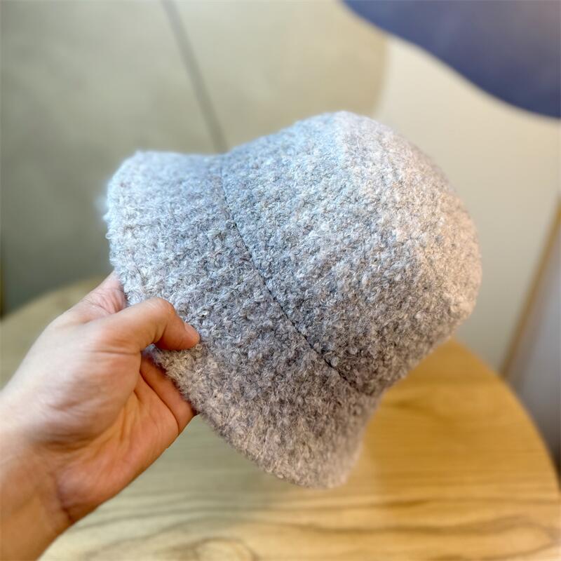 Farbverlauf gestrickte Wollmütze Damen Herbst und Winter vielseitige Beckenmütze Retro warm Fischerhut