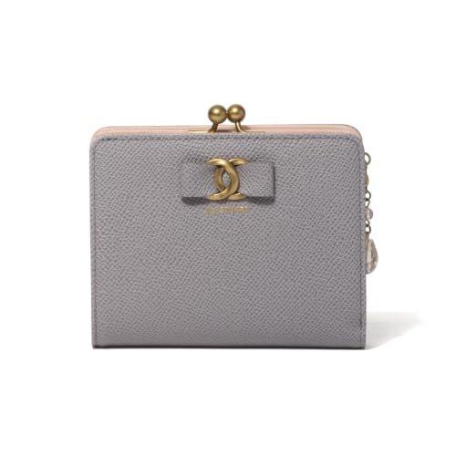 JILL STUART Honey Women's Leather Bi-Fold Wallet with Kiss Lock Clasp and Vintage Metal Charm - JSLW6SS1