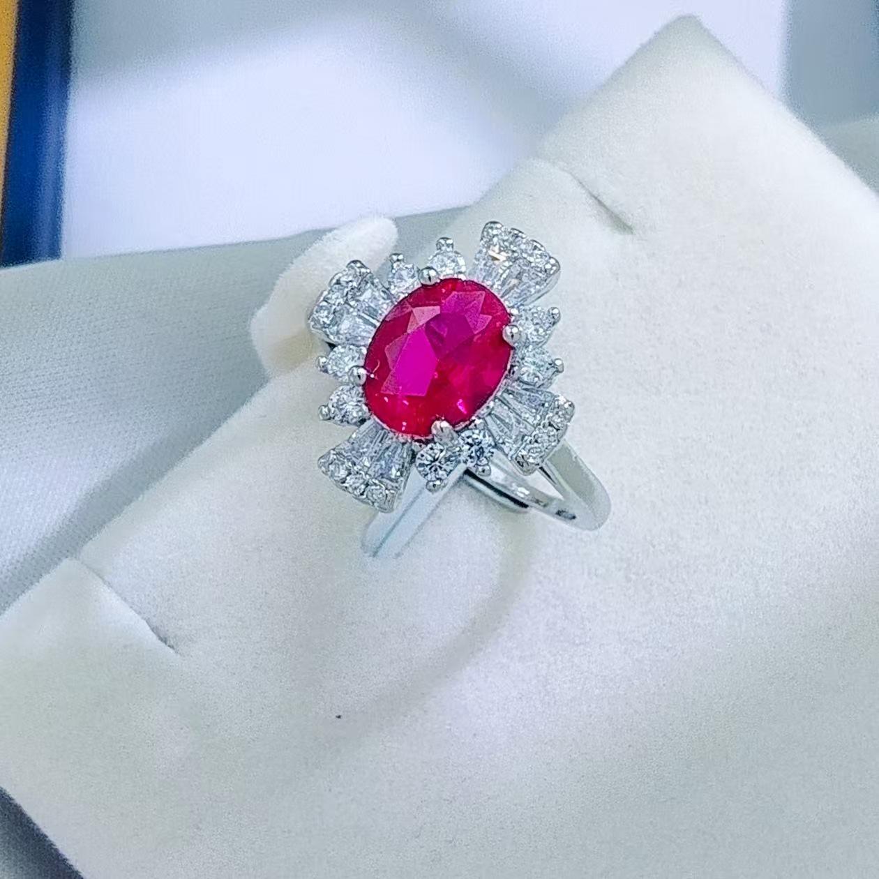 Женский набор модной бижутерии: Кольцо с рубином цвета «голубиная кровь», серьги-пусеты и ожерелье Gold Plated Copper