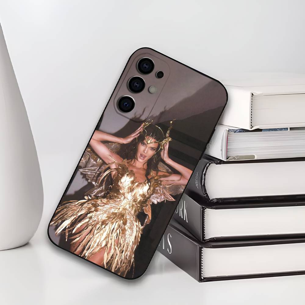 K-Kendall Jenner The Supermodel Phone Case For Samsung S25,S24,S21,S22,S23,S30,Ultra,S20,Plus,Soft Silicone Black Cover