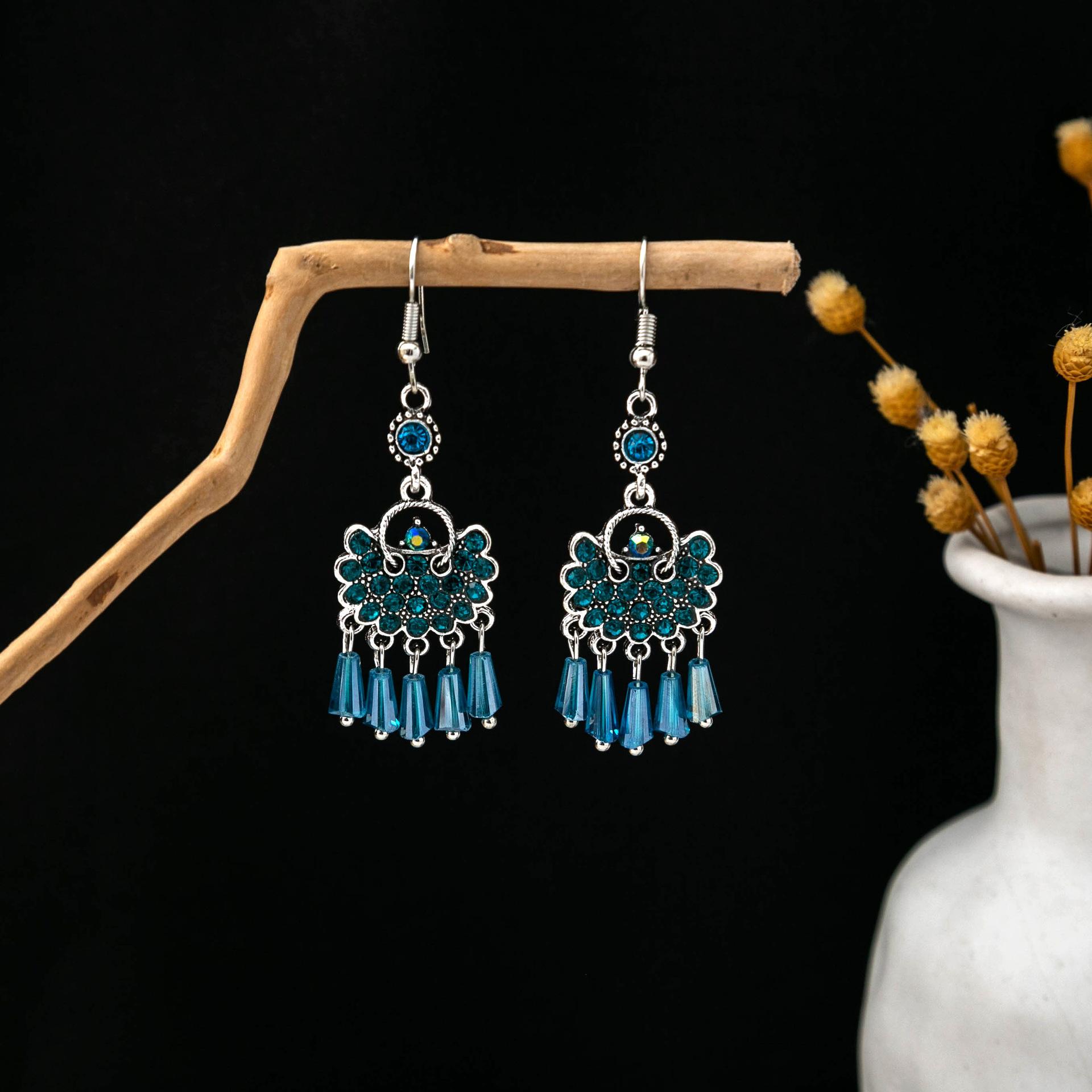 

Minority Style Colored Water Drop Fringed Earrings, High-End Sense Diamond-Set Exquisite Earrings, Exotic Fashion Versatile Earrings