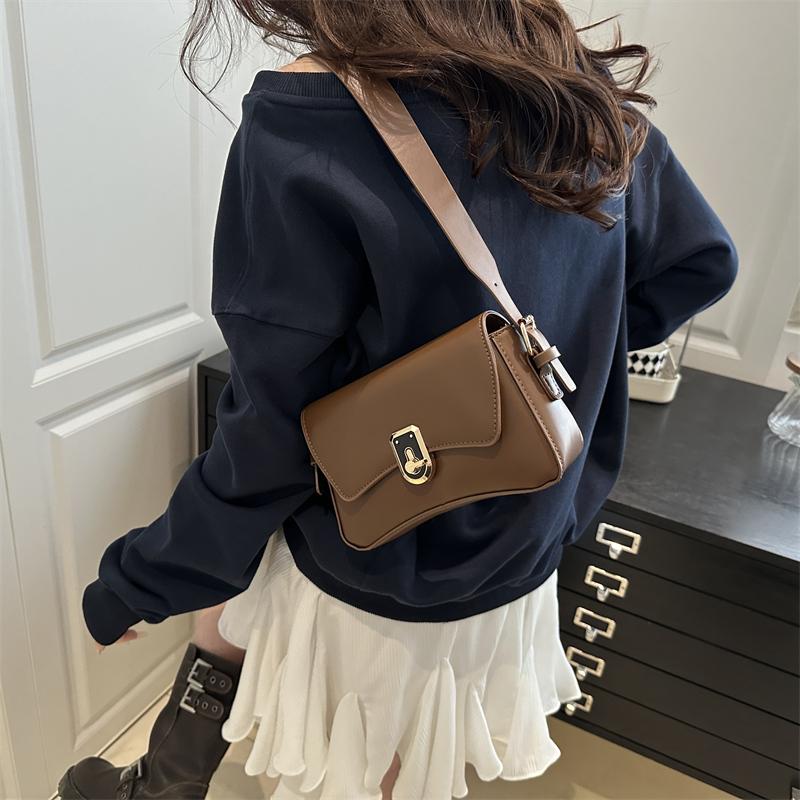 Classic Women's Crossbody Shoulder Bags 2025 Summer Autumn Textured PU Leather Small Square Bag Lady Daily Commuter Satchel Handbags