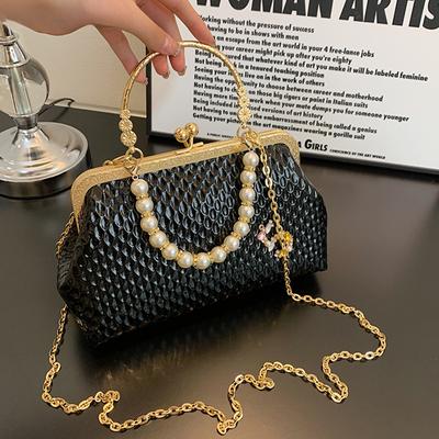 Večerní Clutch Bag pro ženy Luxusní designová kabelka a kabelka Pearl Chain přes rameno na večírek