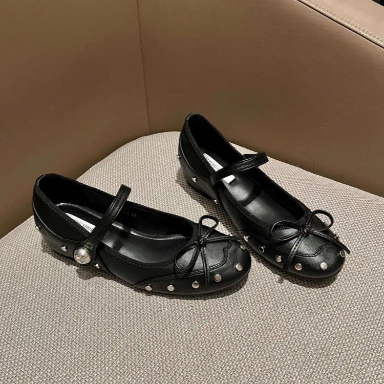 Fashion 2025 New Style Insole Height-increasing Women's Shoes with Riveted Bows, Soft Soles, Slimming and Elegant Single Shoes