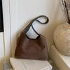 2025 Winter New Solid Faux Suede Hasp Simple Versatile Shoulder Bags Classic Classic Style Commute Portable Handbags for Women