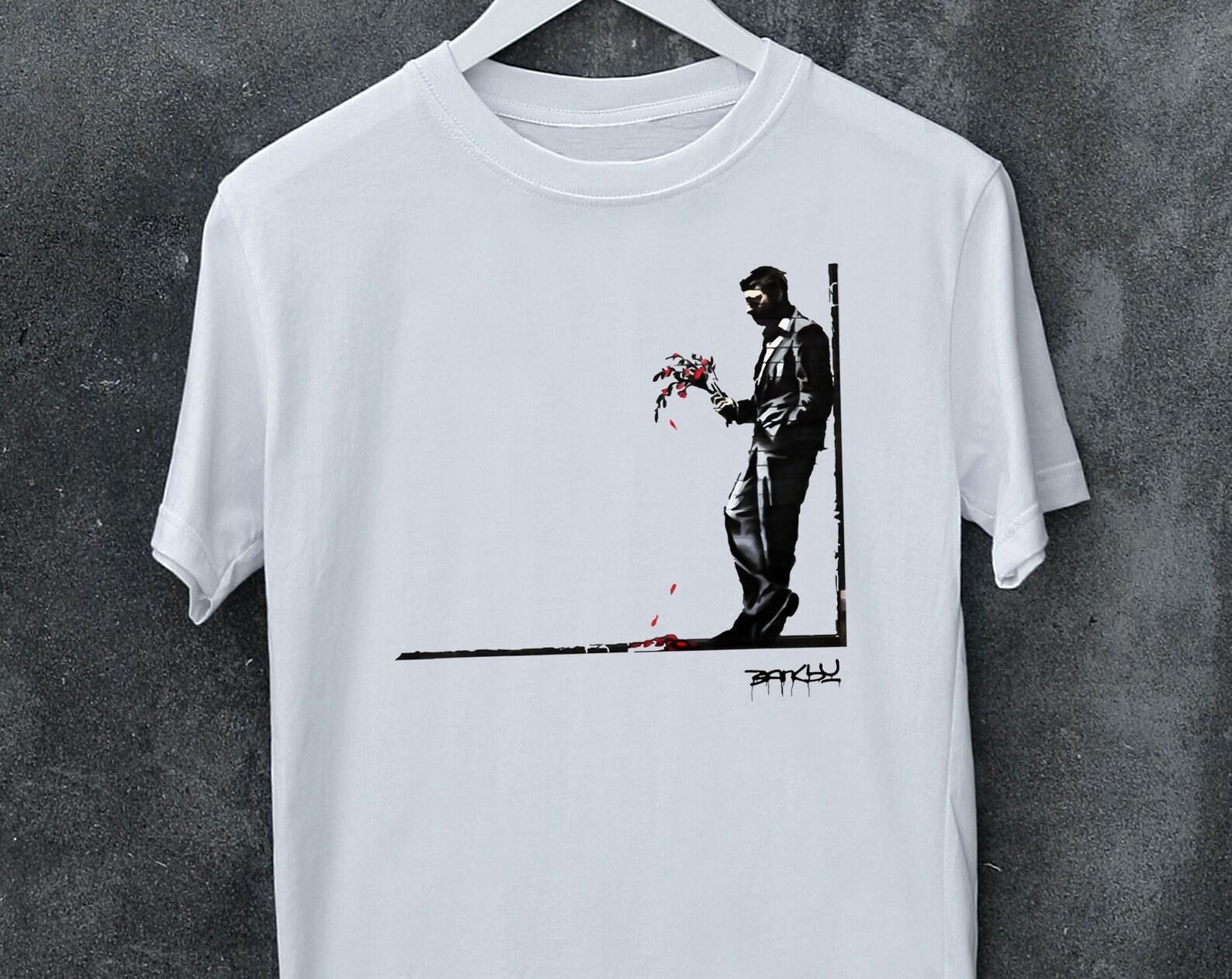 Banksy Graffiti T shirt: Man Waiting In Vain, 100% Cotton S