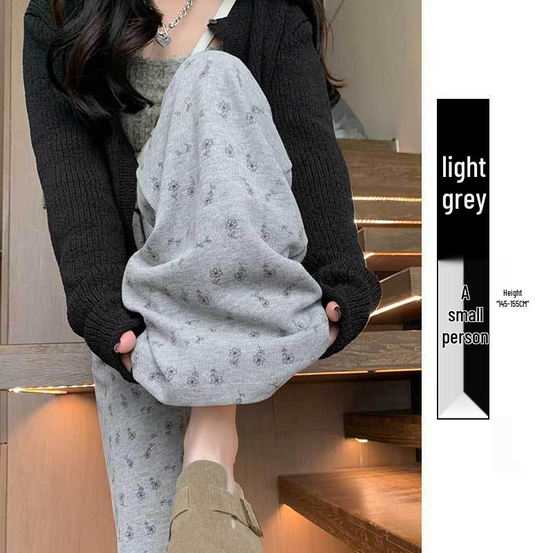 Petite White Floral Women's Summer Sweatpants, Thin Wide-Leg Loose Fit Joggers, XS