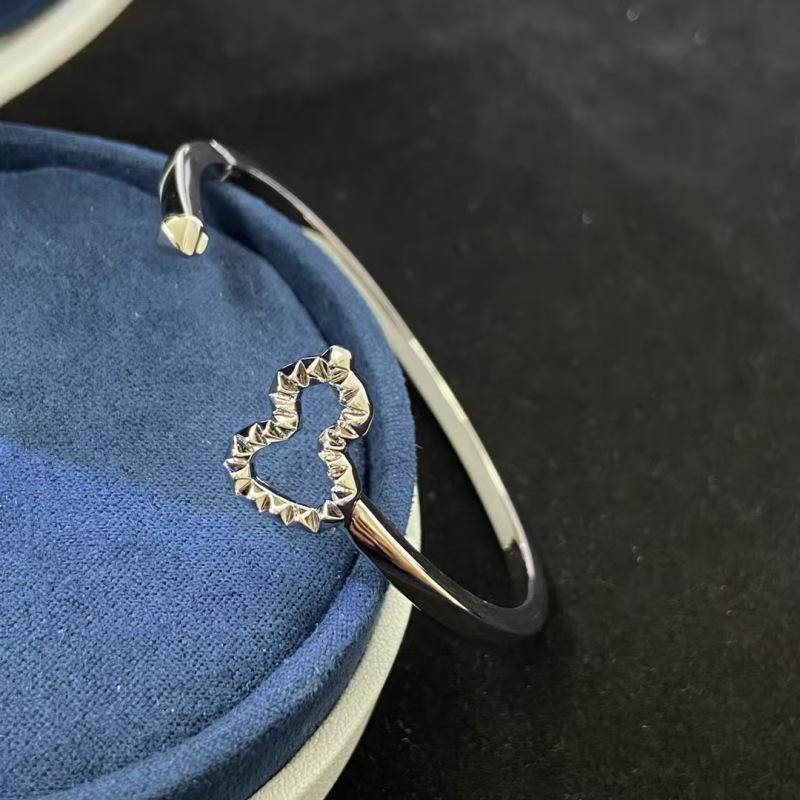 CNC Gourd Enamel Bracelet Water Chestnut Hollow Fritillary with Diamonds Gourd Jewelry size 17