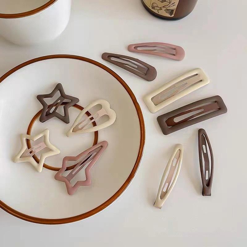 Simplistic Coffee Hair Clip for Women & Kids - No-Trace Side Bangs Organizer