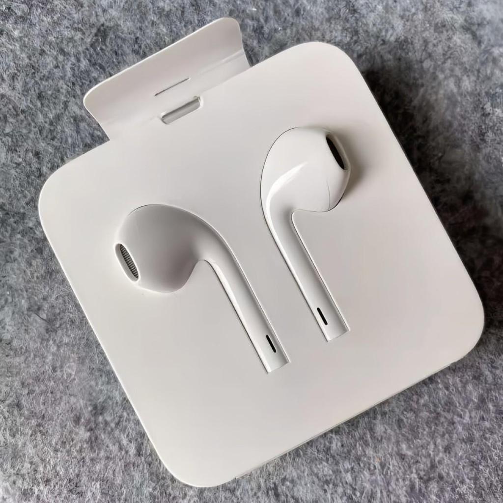 Compatible Wired Earphones for Apple 7/16 iPhone 15 Type-C and Huawei Android 3.5mm Port