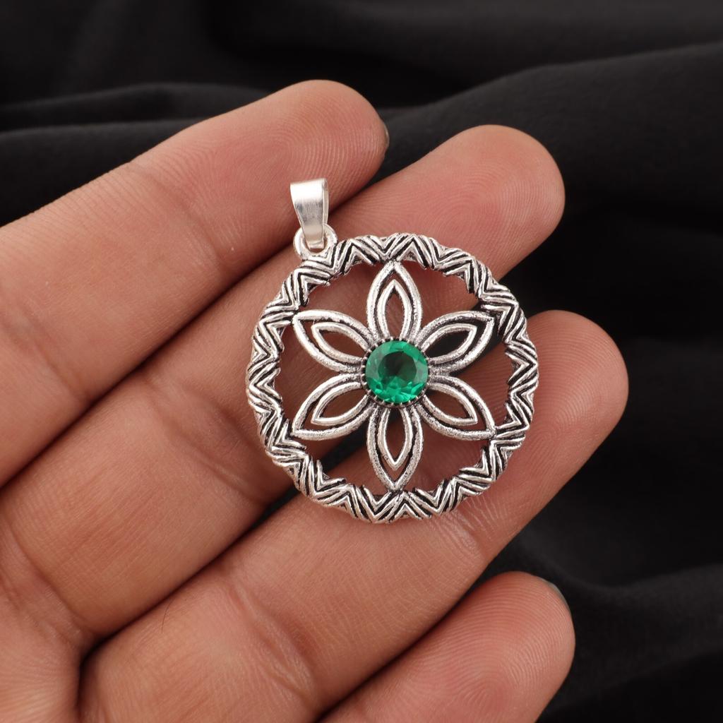 Chrome Diopside Gemstone 925 Sterling Silver Jewelry Flower Chain Pendant 1.48" CP-29-1