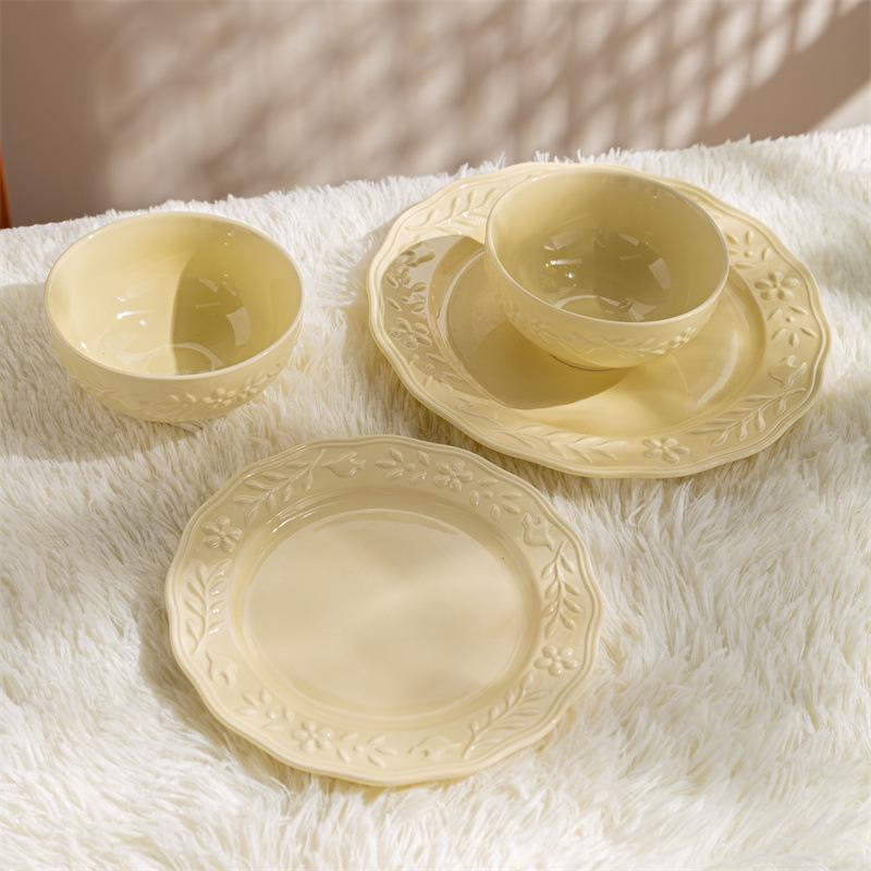French Minimalist Relief Flower and Bird Plate Ins Cream Yellow Tableware Household Ceramic Plate Rice Bowl Set Oval Soup Plate