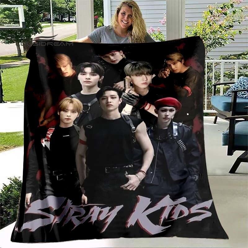 Koreanische Boyband Stray Kids Decke Mode Flanell Flauschig Fleece Überwurf Kinder und Erwachsene Geschenk Sofa Reise Camping