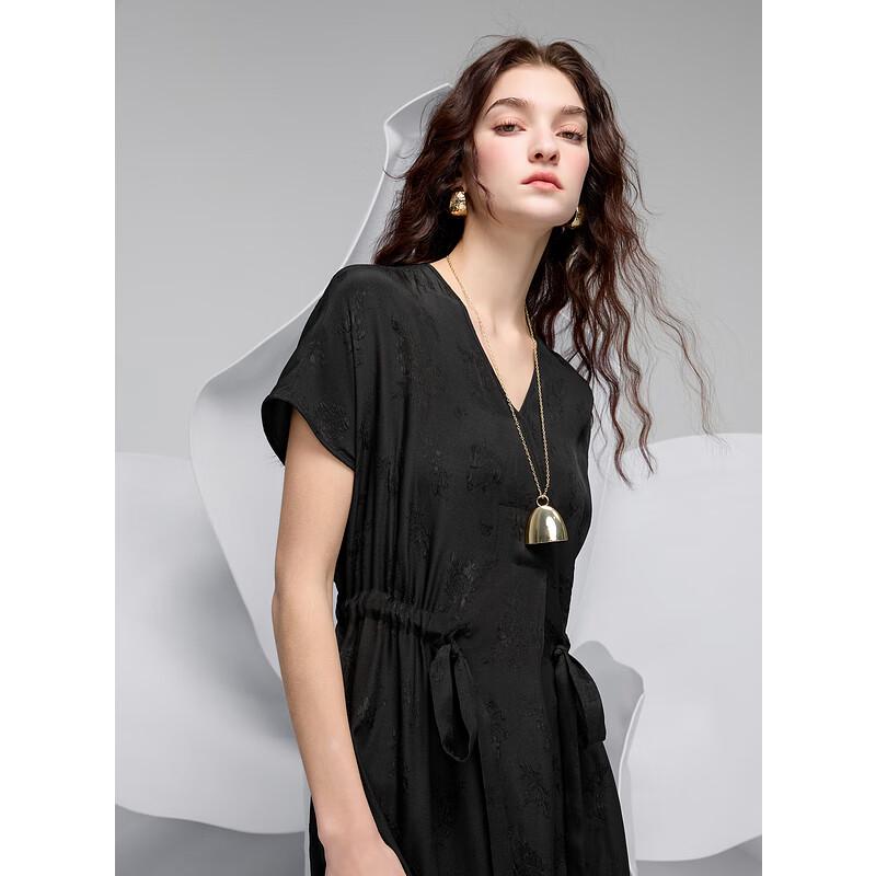 

Весеннее длинное платье из жаккардового шелка тутового цвета с V-образным вырезом и кулиской, 2025 M