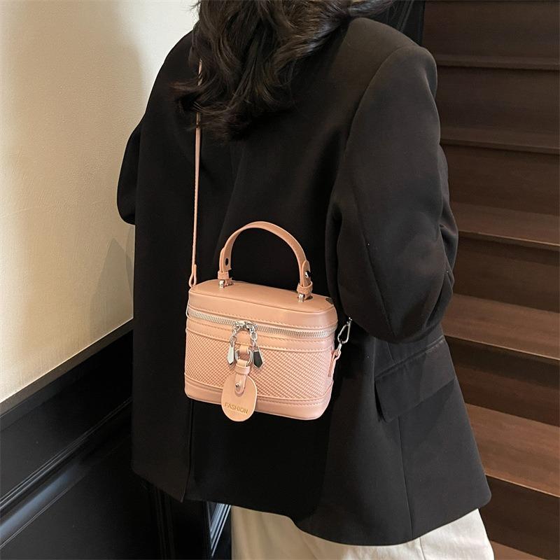 Premium texture small bag women's new niche portable box bucket bag versatile messenger bag