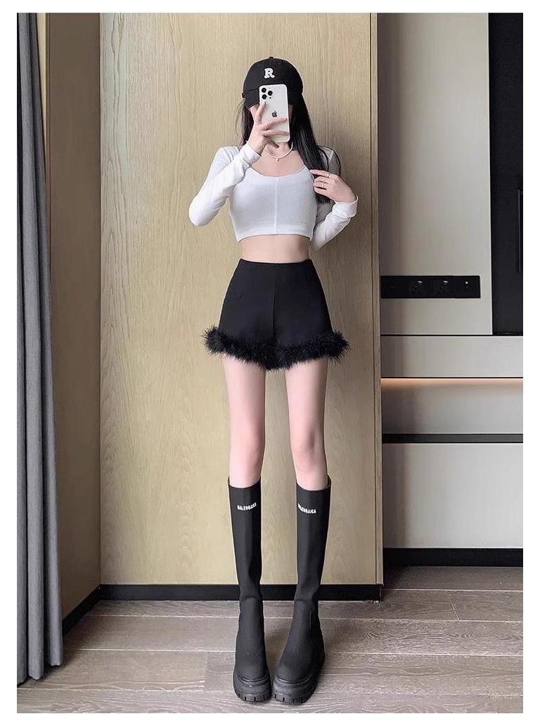 Black Raw Edge High Waist A-Line Slimming Shorts for Women - Autumn/Winter 2024 Fashion