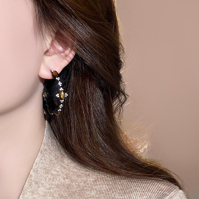 Shiny Zircon C-Shaped Earrings for Women Girls Vintage Brown Tiger Eye Stone Drop Earrings Unique Design Christmas Jewelry Gift