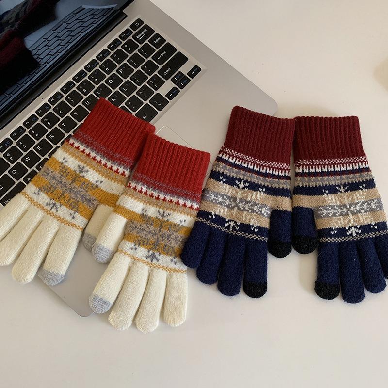 Christmas Wind Gloves Snowflake Winter Female Cute Warm Winter Riding Fleece Thicker Cycling Driving