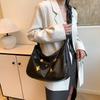 Fashion High Sense Versatile Hand Carry Temperament Backpack 2025 New Simple Shoulder Bag Commuter Bag