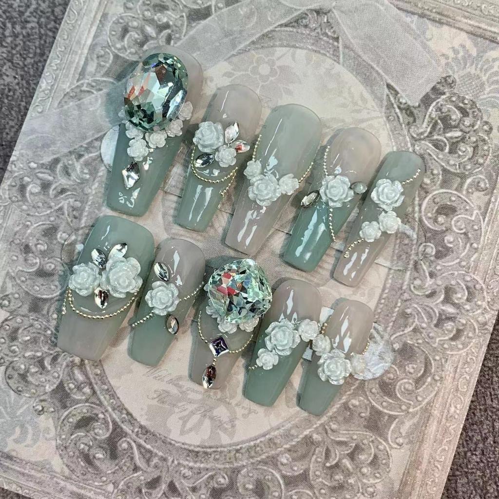 En gnutta grönt kameliate på sommaren: Trollkarlen från Oz K9 Transparent Diamant Lösnaglar