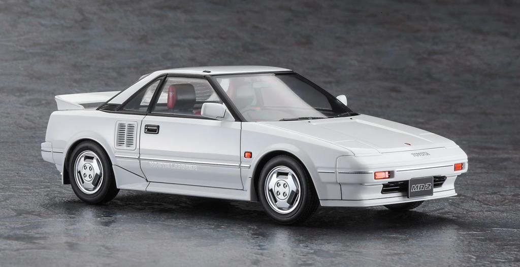 Hasegawa Scale Toyota MR2 Early Model White Runner Plastic Model Kit 20656 1/24 (AW11)