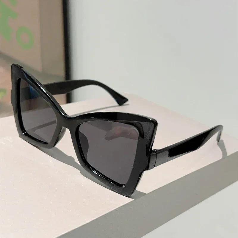 

Men Women Fashion Oversized Frame Sunglasses Butterfly Frame Sunglasses Fashion Travel Beach Vacation Casual Sunglasses as picture shows