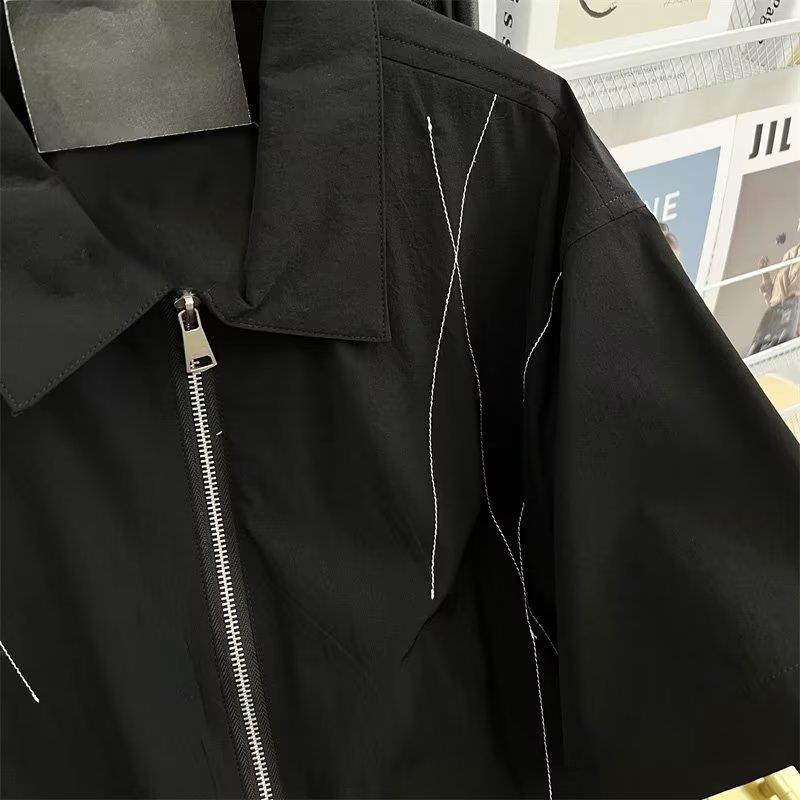 2023 Men's Trendy Black Japanese-Style Five-Point Sleeve Zipper Shirt