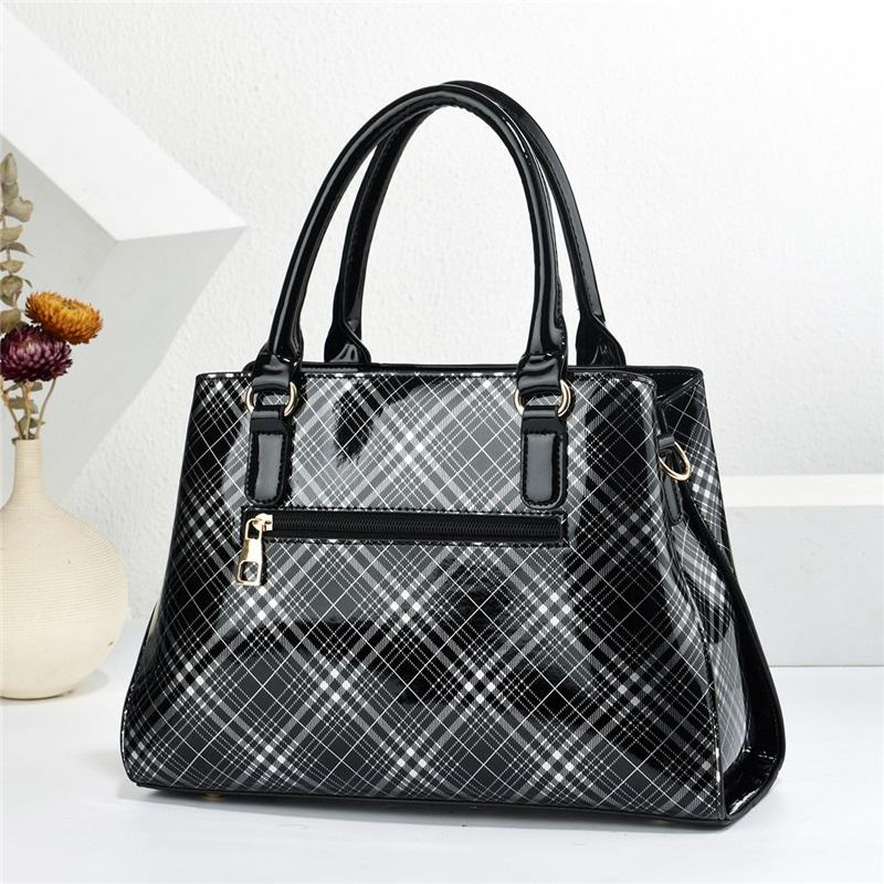 New Fashion Glossy Patent Leather Women Tote Bag 3 Pieces Set Versatile Single Shoulder Crossbody Daily Handbag