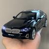 1:24 BMW 530LI Limousine Alloy Car Diecasts & Toy Vehicles Car Model Miniature Scale Model Car Toy For Children Birthday Present