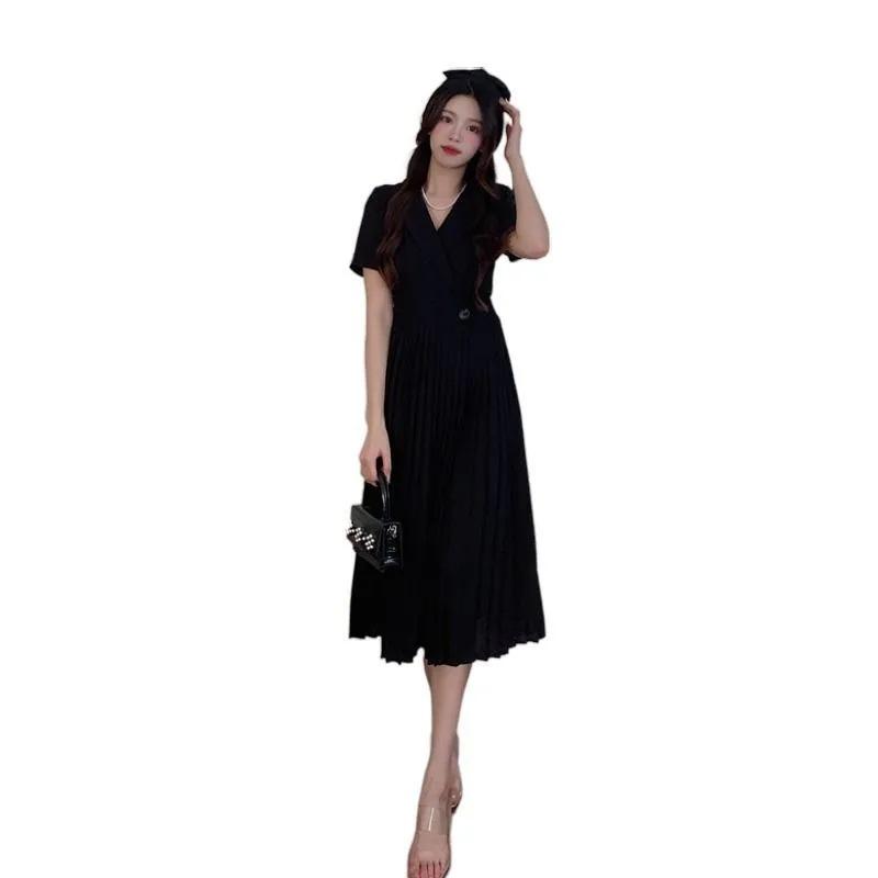 Large size women's suit collar apricot pleated dress women's French temperament waist and thin long skirt