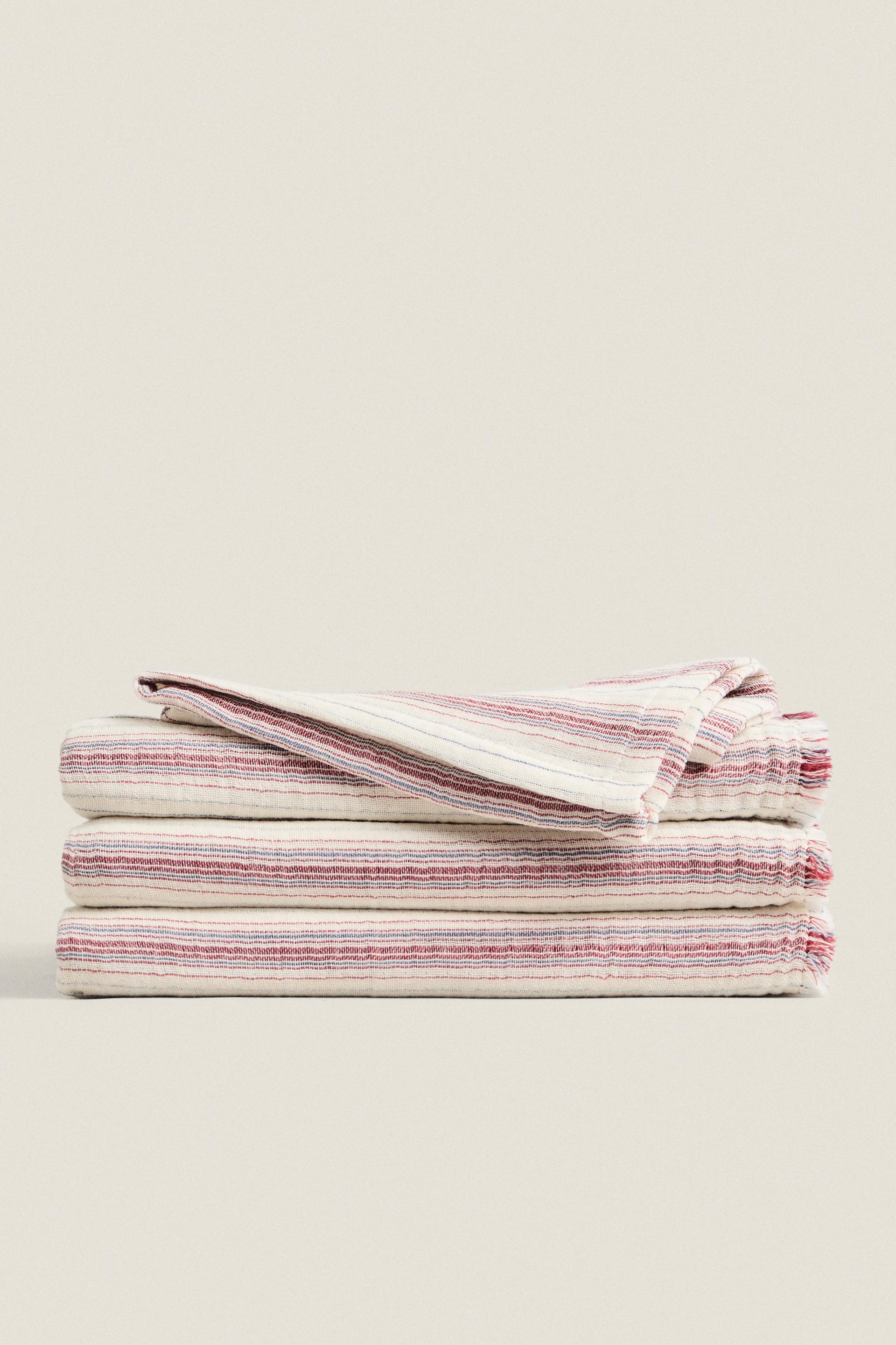 

ХЛОПКОВАЯ МИСЛИНОВАЯ СКАТЕРТЬ